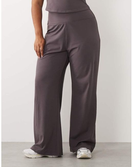 Curve 4505 de color Purple