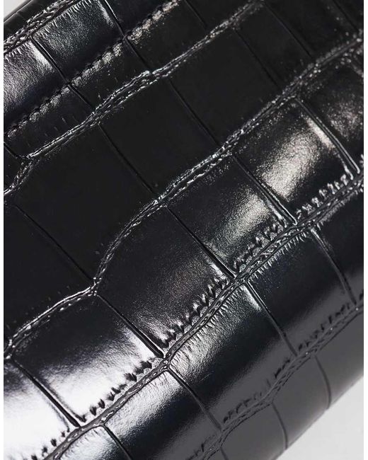 Pochette Allungata Nera di ASOS in Black