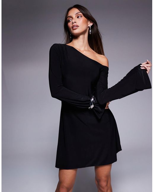 Fashionkilla Black – figurformendes, zweilagiges minikleid