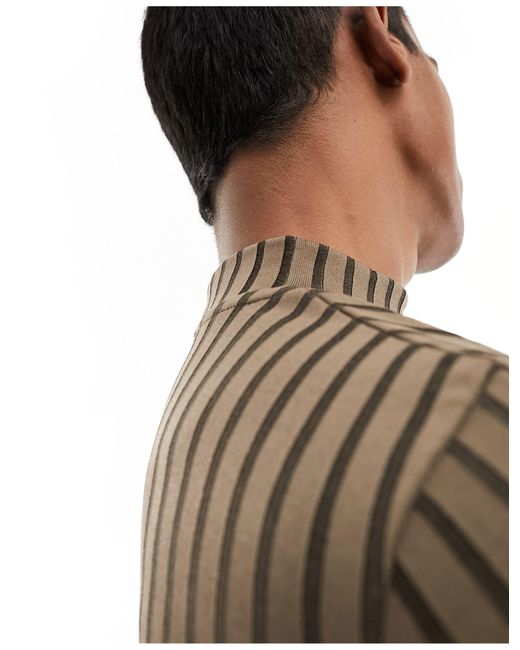 T-shirt attillata a maniche lunghe kaki a coste spesse con collo alto di ASOS in Brown da Uomo
