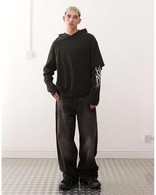 Sudadera Negra De Manga Larga Con Capucha, Dos Capas Y Estampado Gráfico De Weekday de hombre de color Black