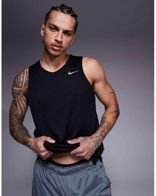 nike miler vest mens