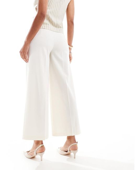 Jupe culotte ajustee creme ASOS en coloris Blanc Lyst