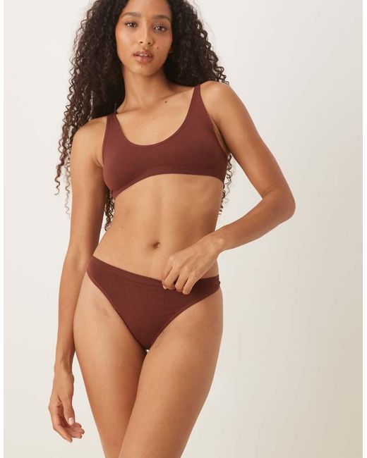 ASOS Geribbelde String in het Brown