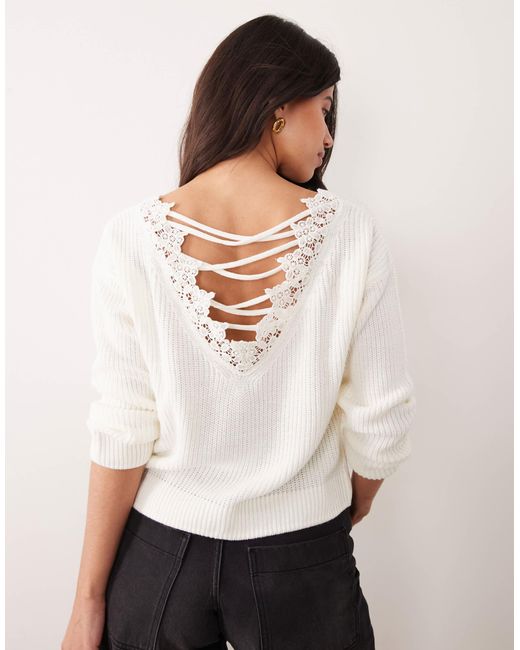 Miss Selfridge White – strickoberteil