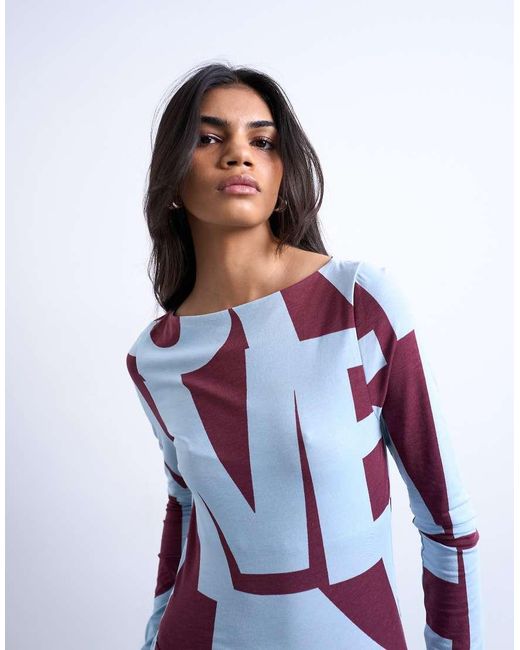 Top Azul Y Burdeos De Manga Larga Con Estampado Abstracto De TOPSHOP de color White