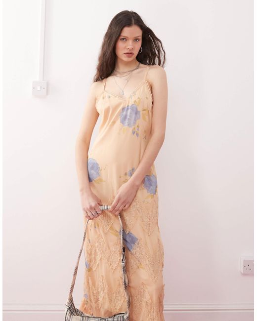 Miss Selfridge Pink – maxi-trägerkleid mit spitzenborte und blumenmuster