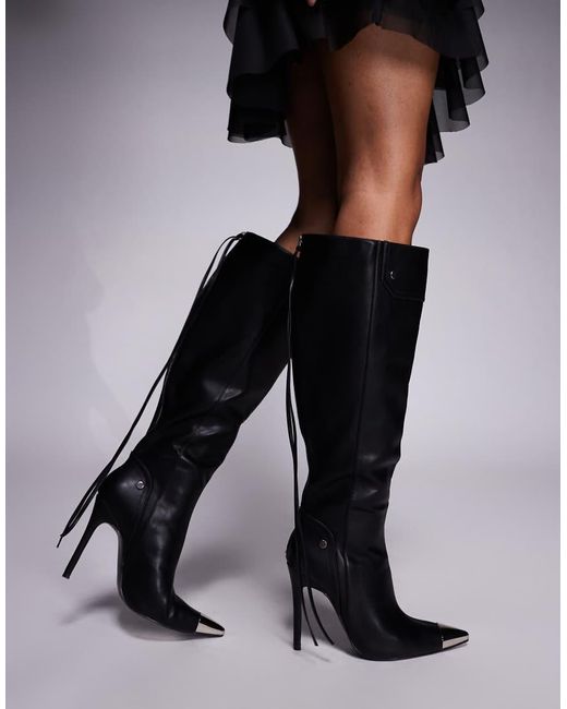 Finest di Public Desire in Black