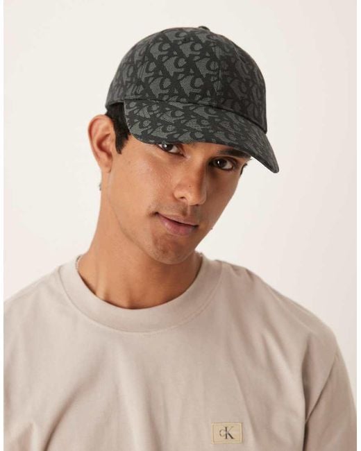 Berretto Con Monogramma di Calvin Klein in Black da Uomo