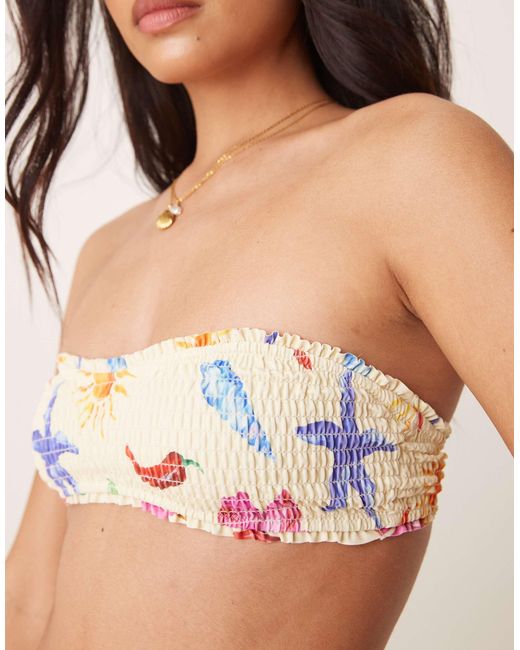 ASOS Brown – trägerloses, gesmoktes bikinioberteil mit muschelprint