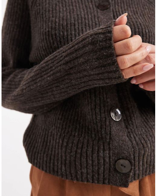 Threadbare Brown – strickjacke