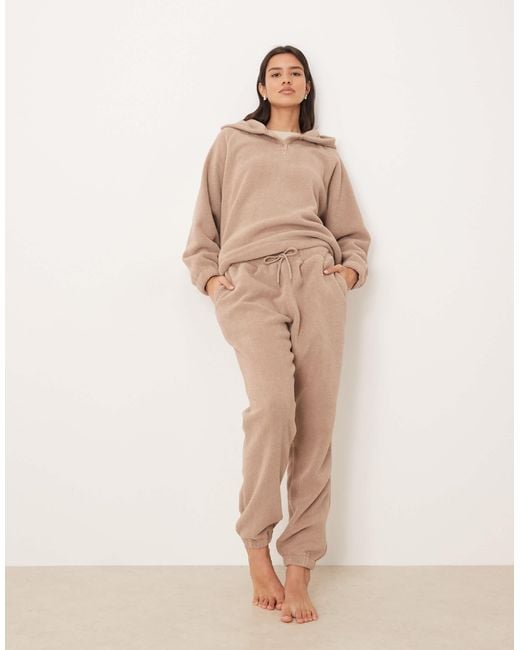 ASOS Natural – lounge-jogginghose aus microfleece