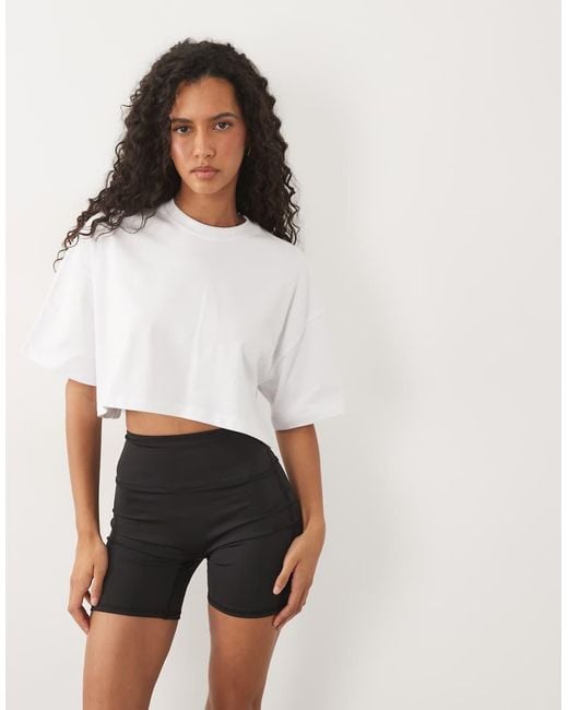 4505 White Heavyweight Cotton Cropped T-shirt With Back Print