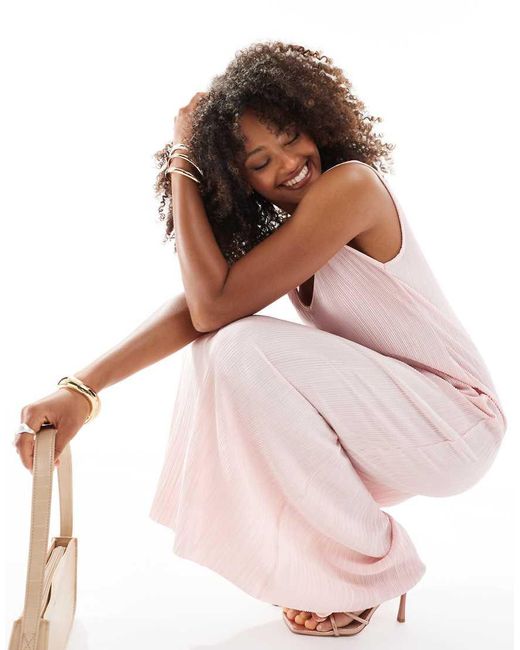 ASOS Plissé Mouwloze Midi-Jurk Met Engelmouwen in het Pink