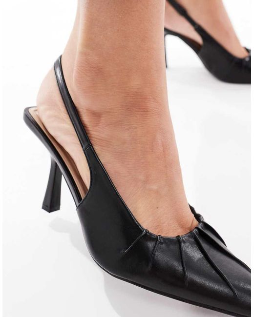 Zapatos Negros Destalonados De Tacón Con Detalle Fruncido Salado De SEQWL de color Black