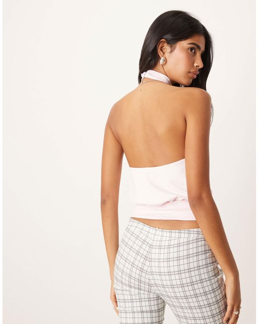 ASOS White – hochgeschlossenes, figurbetontes oberteil