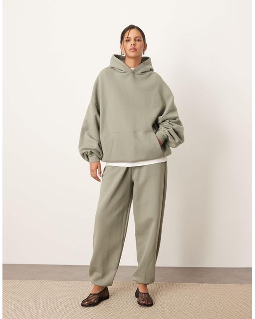 ARRANGE Natural – oversize-jogginghose aus hochwertigem, schwerem material