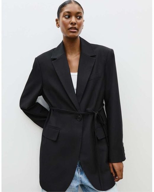 Stradivarius Blazer Met Rechte Pasvorm En Riem in het Black