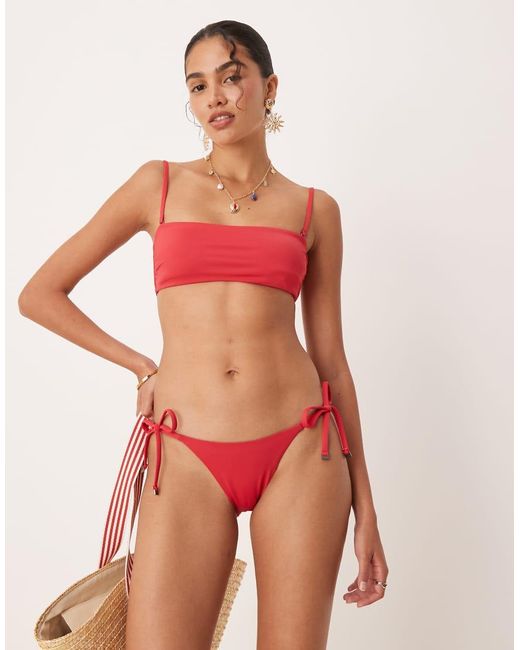 Slip Bikini Con Laccetti di Calvin Klein in Red