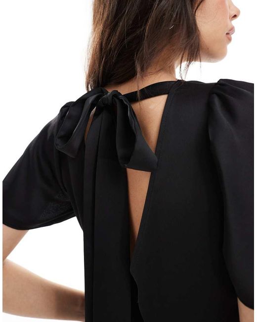 Six Stories Black Bridesmaid Flutter Sleeve Satin Maxi Dress