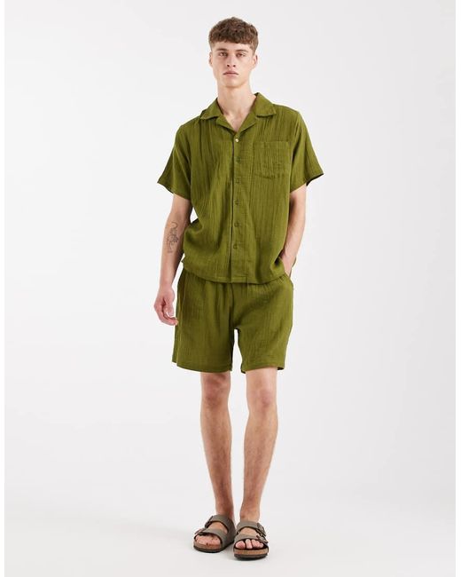 Sol Beach Green Beach Shirt for men