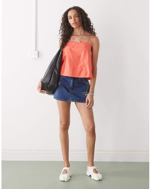 Top De Tirantes Y Corte Trapecio De Monki de color Orange