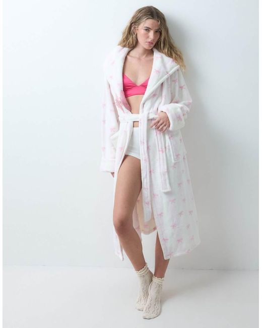 Loungeable White Cozy Hooded Midi Robe