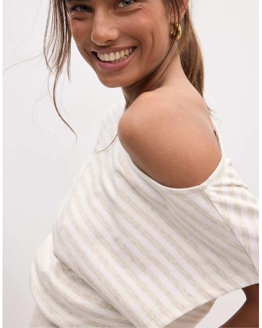 Stradivarius White Fitted Striped Boat Neck T-shirt