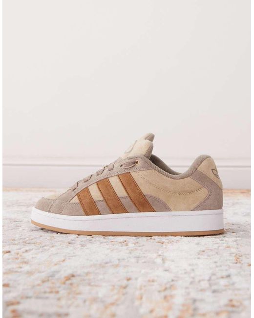 Campus 00S Beta di Adidas Originals in Natural