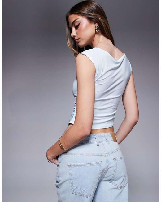 Top Arricciato Sul Lato Con Scollo A Barchetta E Maniche Ad Aletta Pastello di ASOS in Gray