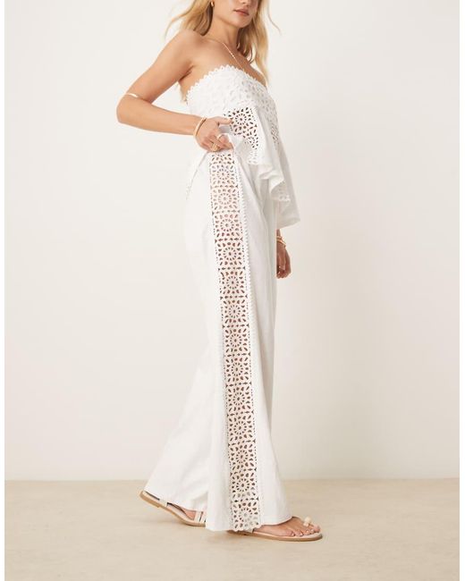 Pantaloni A Fondo Ampio Color Crema Con Inserto All'Uncinetto di ASOS in Natural