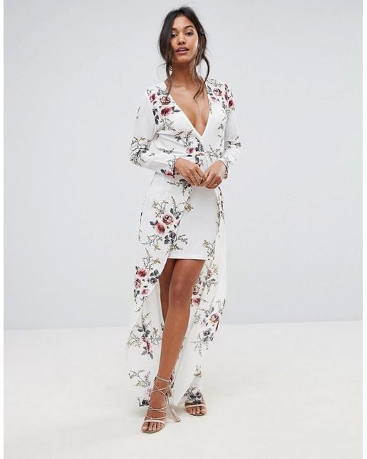 Robe longue à fleurs avec superposition Boohoo en coloris Blanc | Lyst