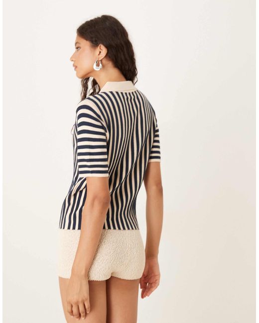 Polo en maille à rayures - crème et marine Jdy en coloris White