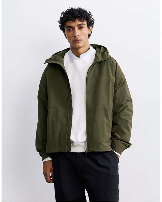 Pull&Bear Lichtgewicht Regenjas Met Capuchon in het Green voor heren