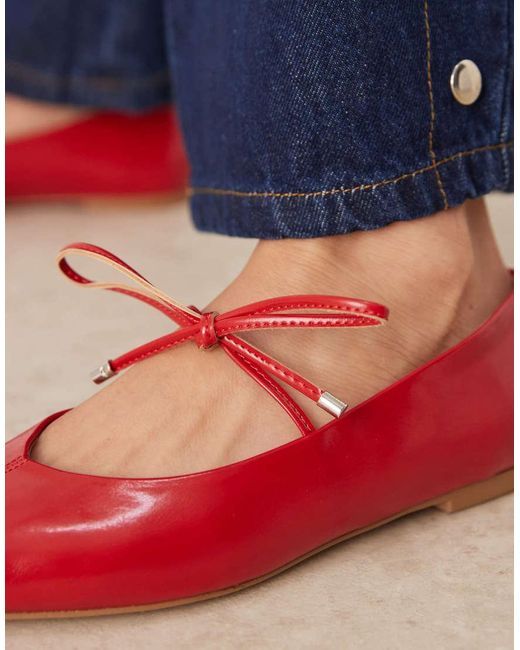 Bailarinas Rojas Con Puntera Fina Y Lazada En El Empeine Lithe De -Blanco ASOS de color Blue