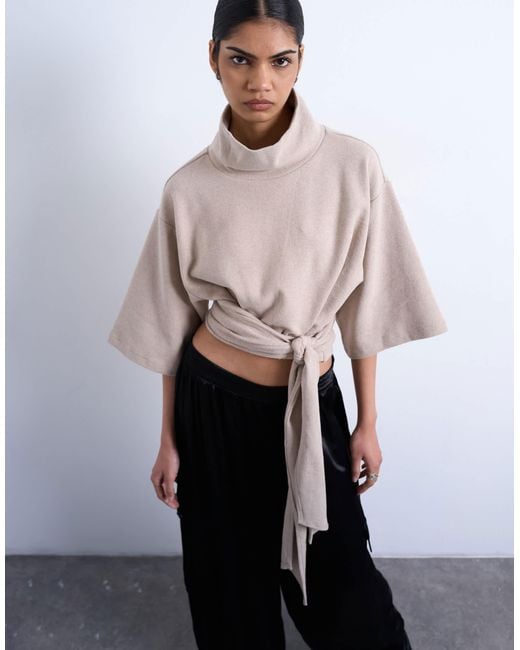 Top doux à col cheminée et taille nouée - taupe TOPSHOP en coloris Gray