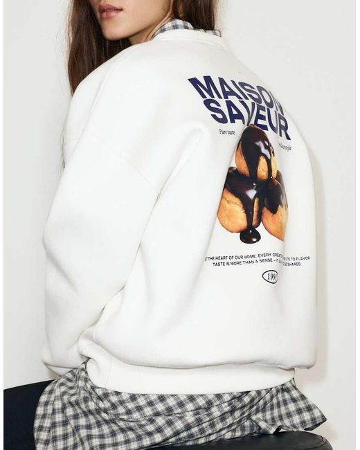 Pull&Bear White Profiterole Graphic Sweatshirt
