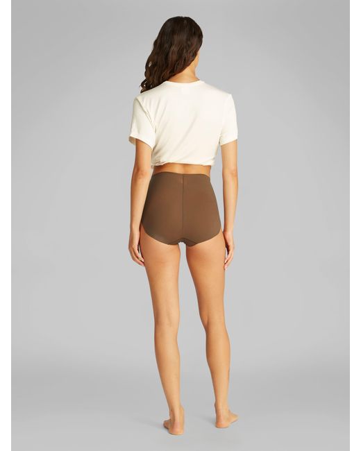 Calvin Klein White Shapewear – figurformender slip aus festem, nicht verrutschendem stretchmaterial