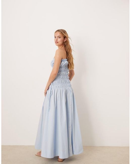 Vrg Grl Isable in het White