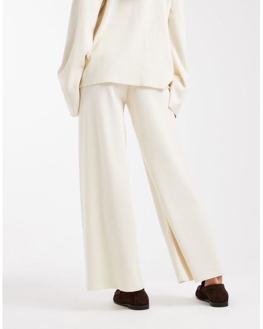 Pantalon confort d'ensemble en maille ultra-douce - écru ASOS en coloris White
