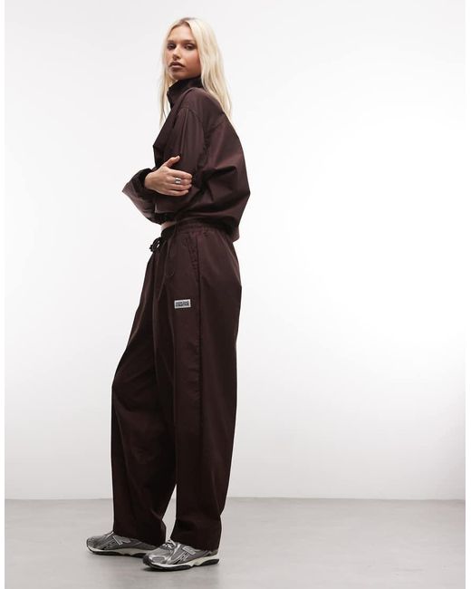 Weekend Collective ASOS de color Brown