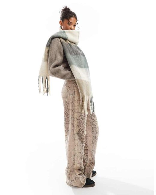 Vero Moda Gray Soft Boucle Scarf