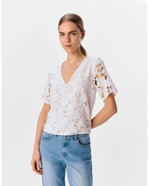 Object Top in het White