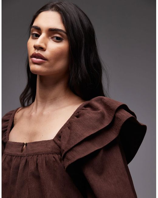 Robe babydoll courte en velours côtelé à volants et encolure carrée - chocolat ASOS en coloris Brown