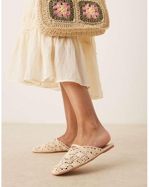 Bailarinas Color Crema Estilo Mules Con Lazo Y Diseño Bordado Lilo De -Blanco ASOS de color Natural