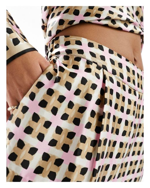 Pantaloni del pigiama con stampa geometrica di Vero Moda in White