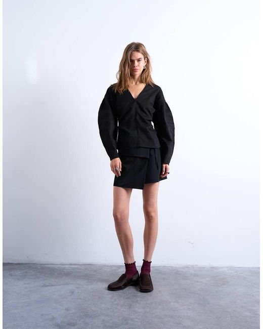 Top Con Cuello De Pico Y Mangas Ovoides De TOPSHOP de color Blue