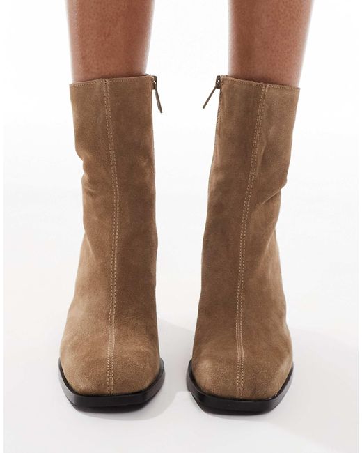 Stradivarius Brown – ankle-boots aus hellem wildleder mit absatz