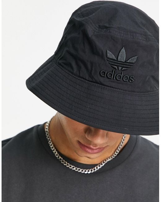 adidas Originals Adicolor Bucket Hat Met Trefoillogo in het Zwart