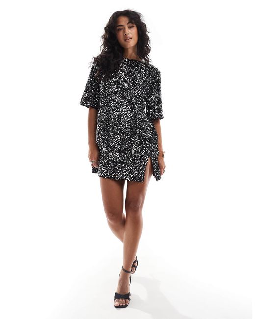 4th & Reckless Velvet Sequin Mini T-shirt Dress With Open Back in Black |  Lyst